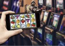 OFFLINE VS ONLINE CASINOS - WHICH IS BETTER FOR PLAYERS.jpg